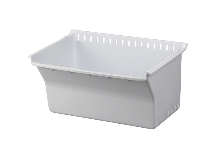 Household electrical appliances and plastic parts